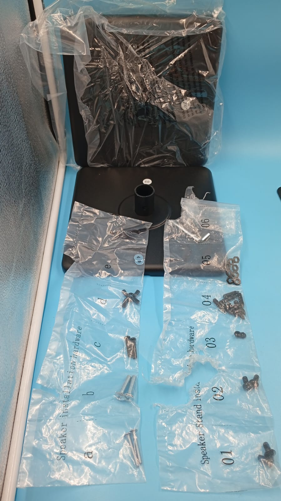 Soportes universales para bocinas, USX MOUNT, 11 lbs por soporte.