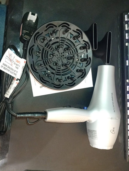 Secador de pelo de cerámica iónica, Ion Whisper Quiet Lite.(USADO)