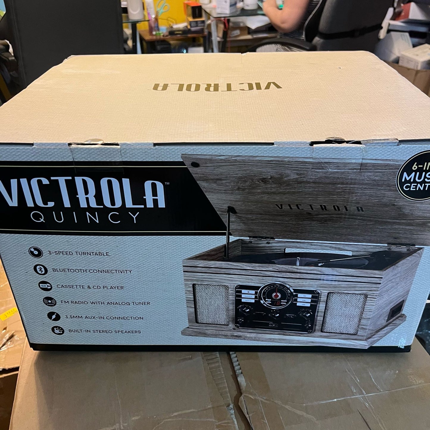 Victrola Reproductor de Discos Bluetooth clásico 8 en 1 (USADO)