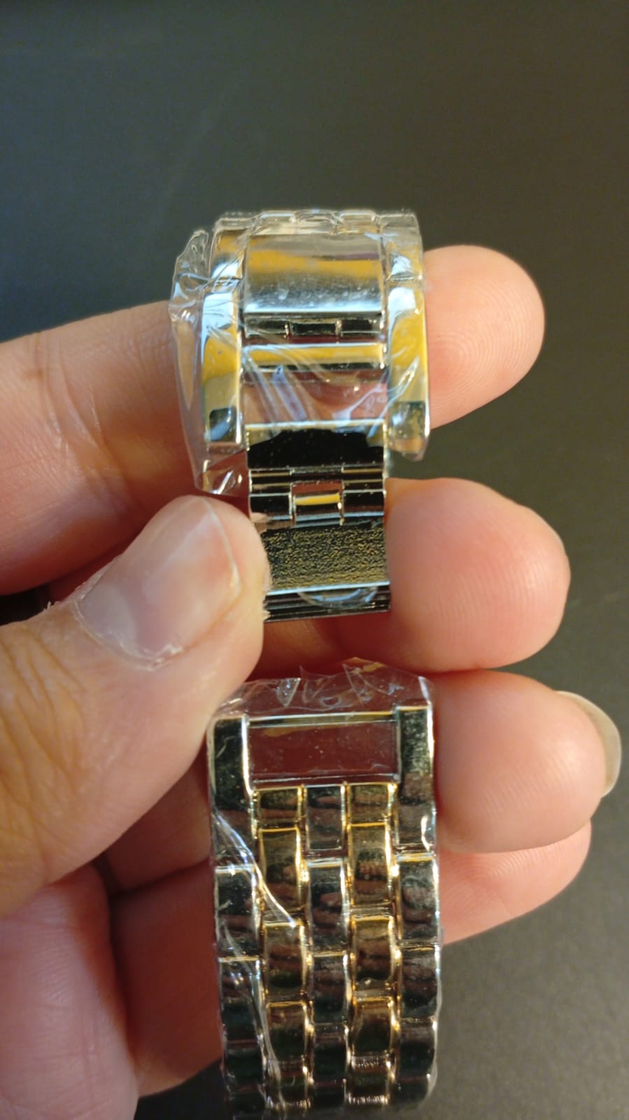 Reloj con pedreria, La Sirenita, para adulto, dorado y plata.