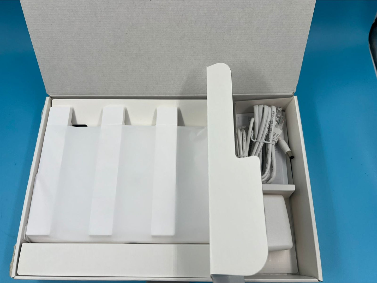 Enrutador WiFi inteligente HUAWEI WiFi 6 Plus AX3