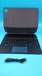Funda con Teclado para Ipad Pro 13" (M4) Magnético (CAJA ABIERTA)
