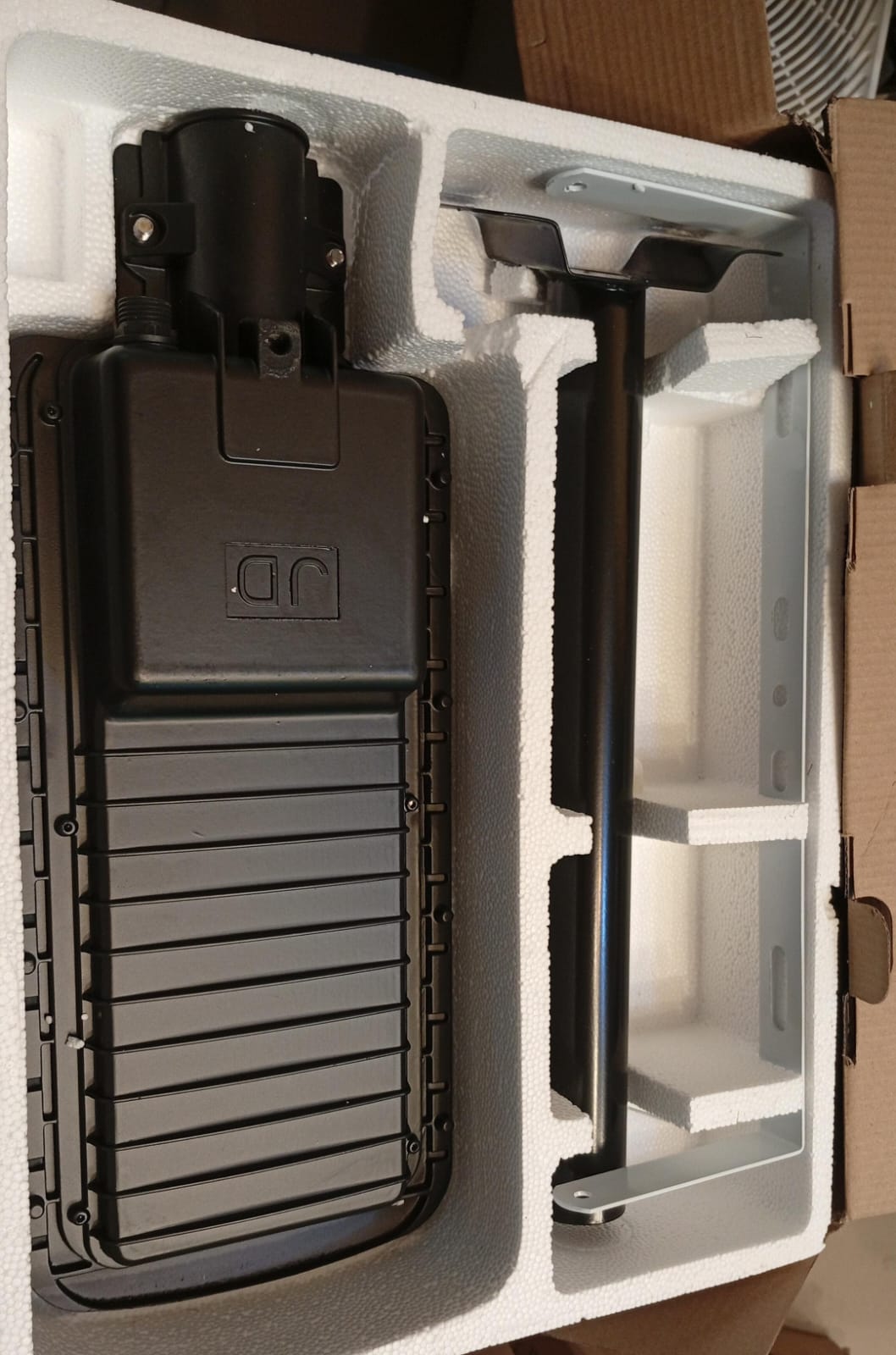 Luz Solar para Exteriores, 15000LM, Resistentes al Agua IP67, Engrepo.