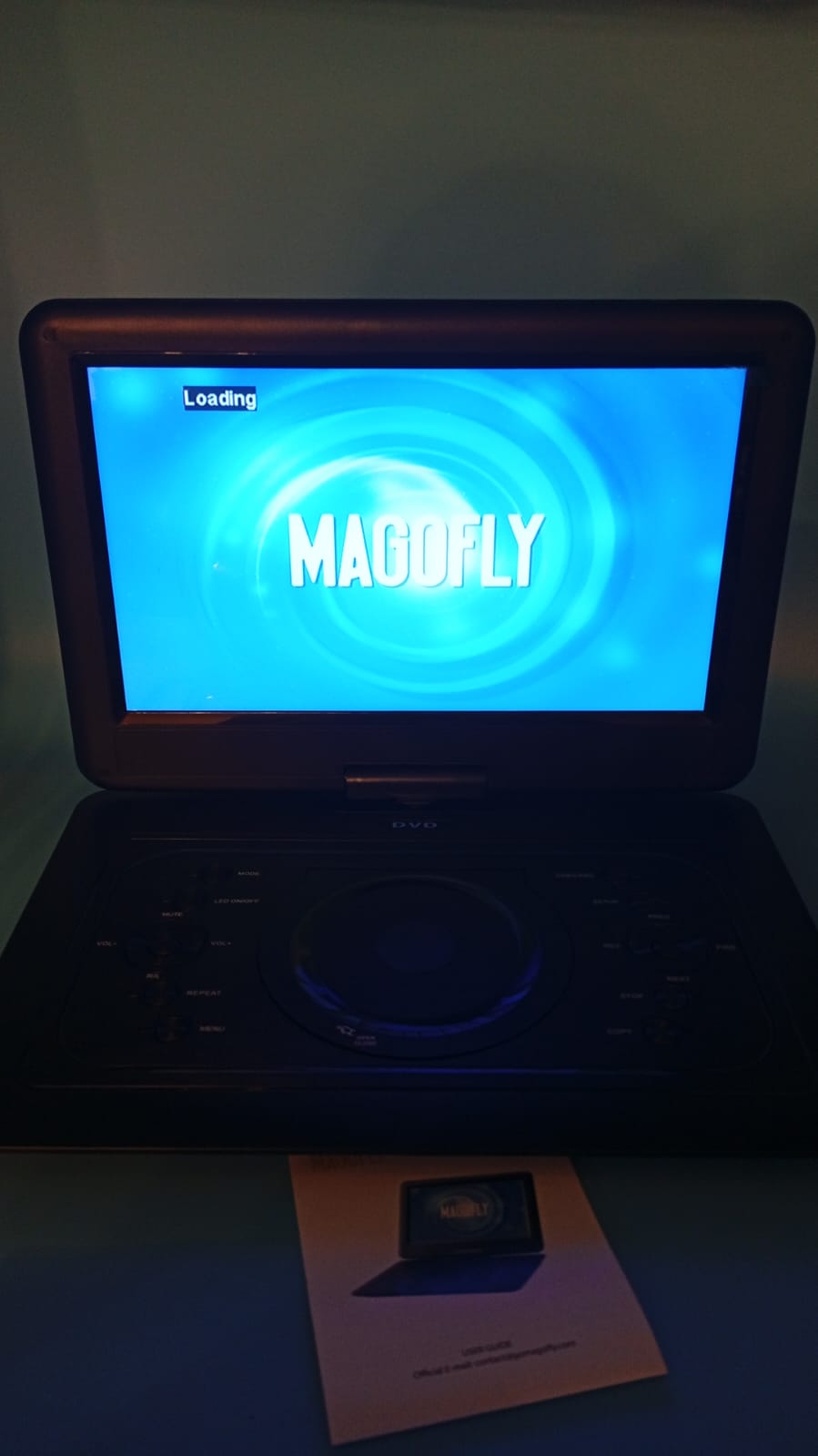 Reproductor de DVD portátil, Magofly 14.1", CD, DVD, SD, VCD.