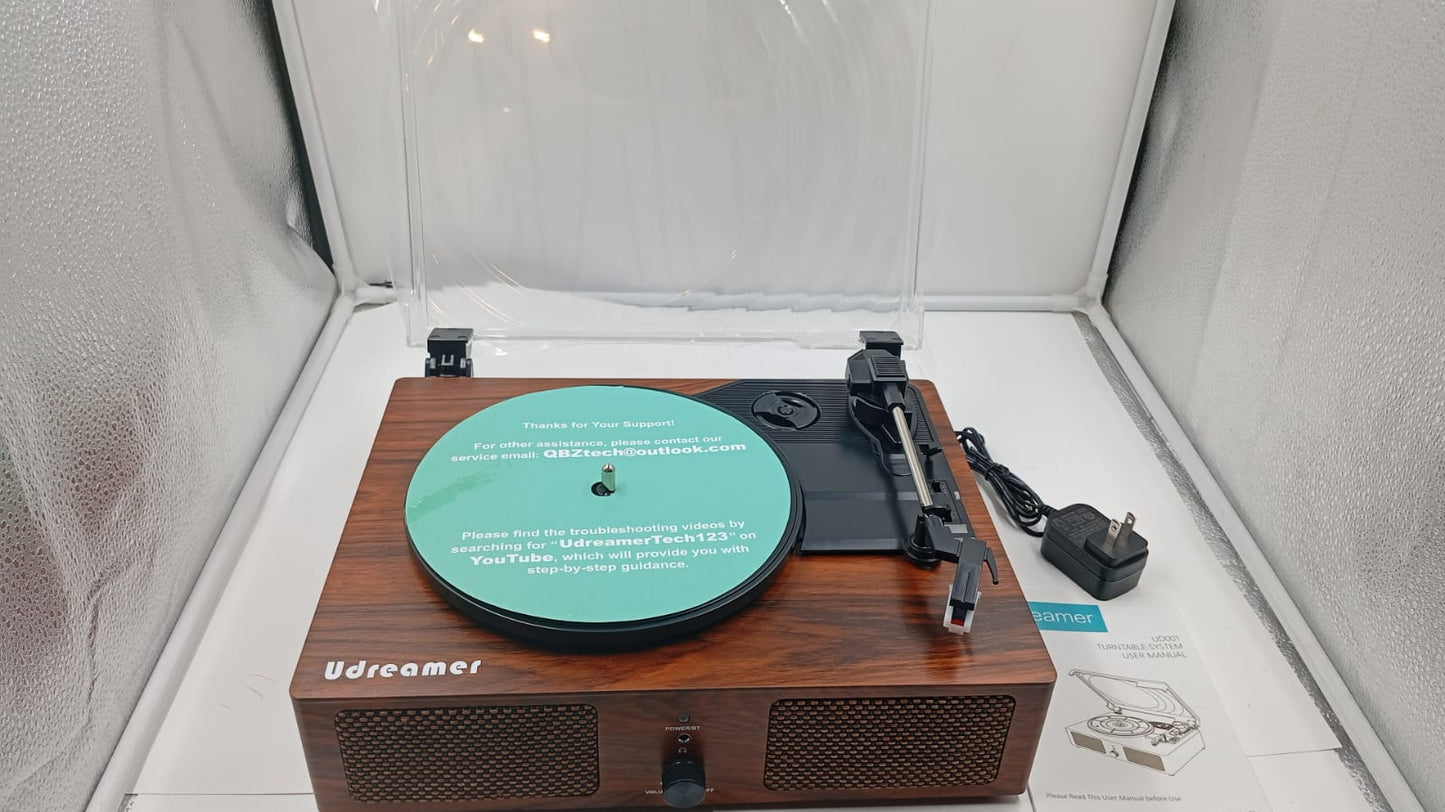 Tocadiscos de vinilo con altavoces integrados, 3 vel. Salida RCA.