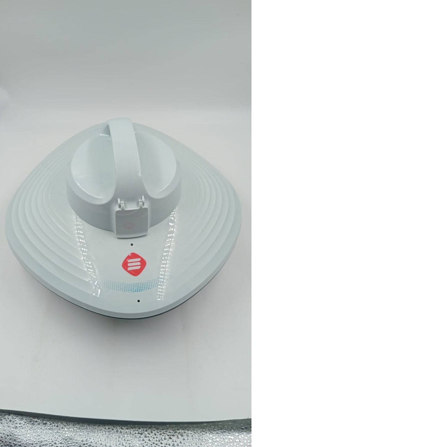 Aspirador robótico inalámbrico para piscina, (USADO) HYDRUS