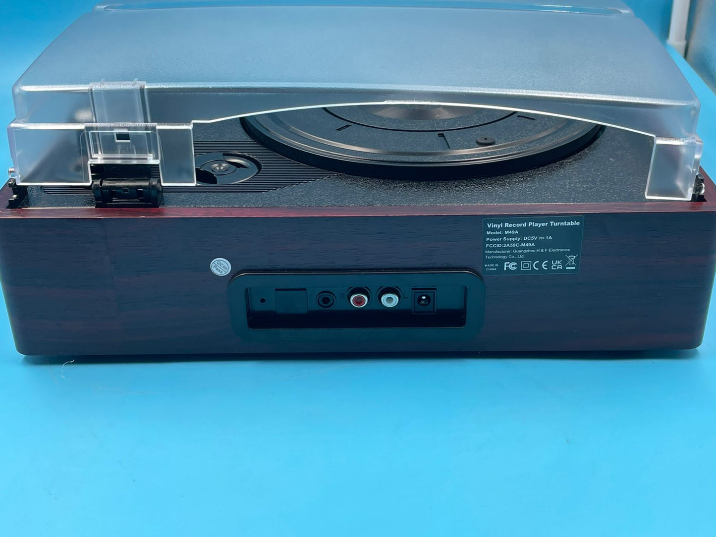 Tocadiscos de vinilo con receptor Bluetooth integrado.