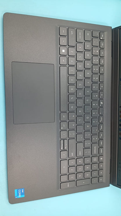Lap-Top Dell 15 DC15250, 15.6" Intel Core i7-1355U, Visualización táctil *U*