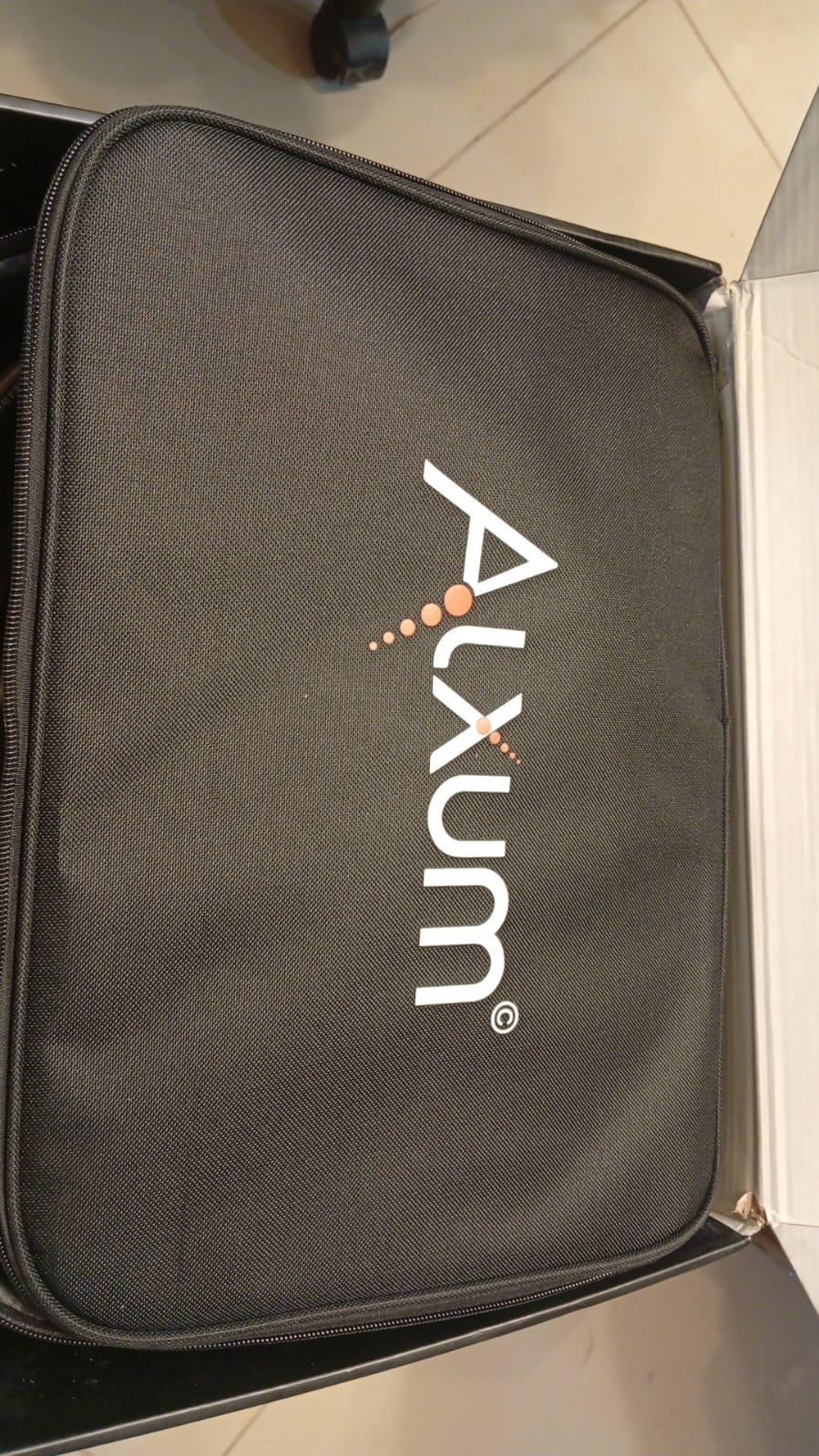 Cargador portátil para automóvil Tesla, Alxum Level 2 (USADO).