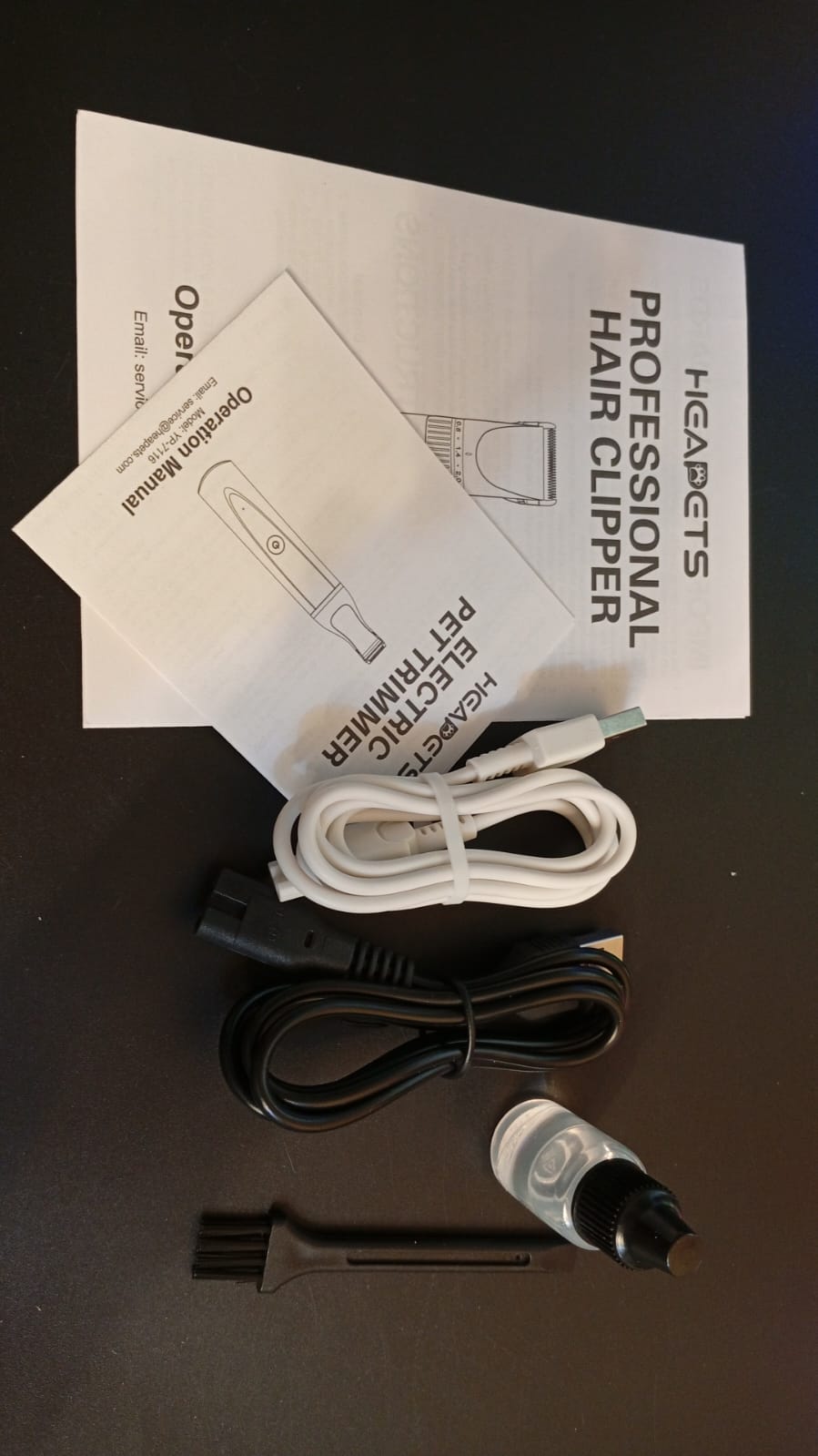 Kit de cortapelos para mascotas, sin cable, con peines y tijeras.