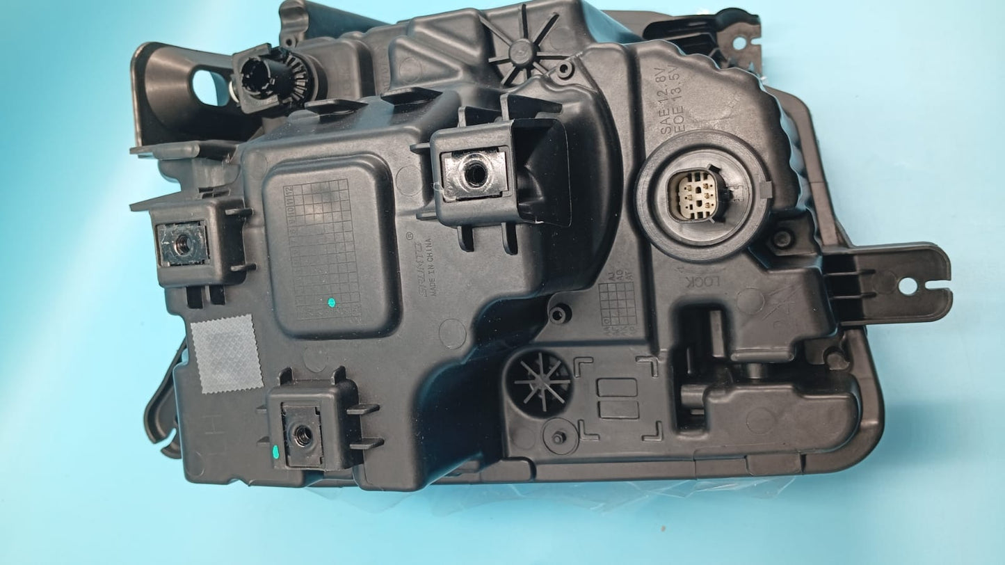 Faro delantero, delantero izquierdo, para traverse 2022-2024.