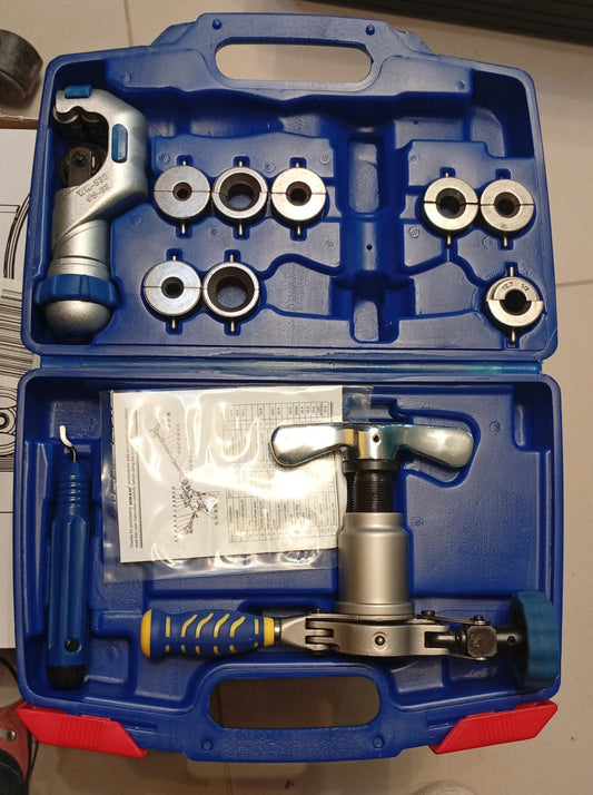 Kit de herramienta, corte y ensanchamiento de tubos de cobre.
