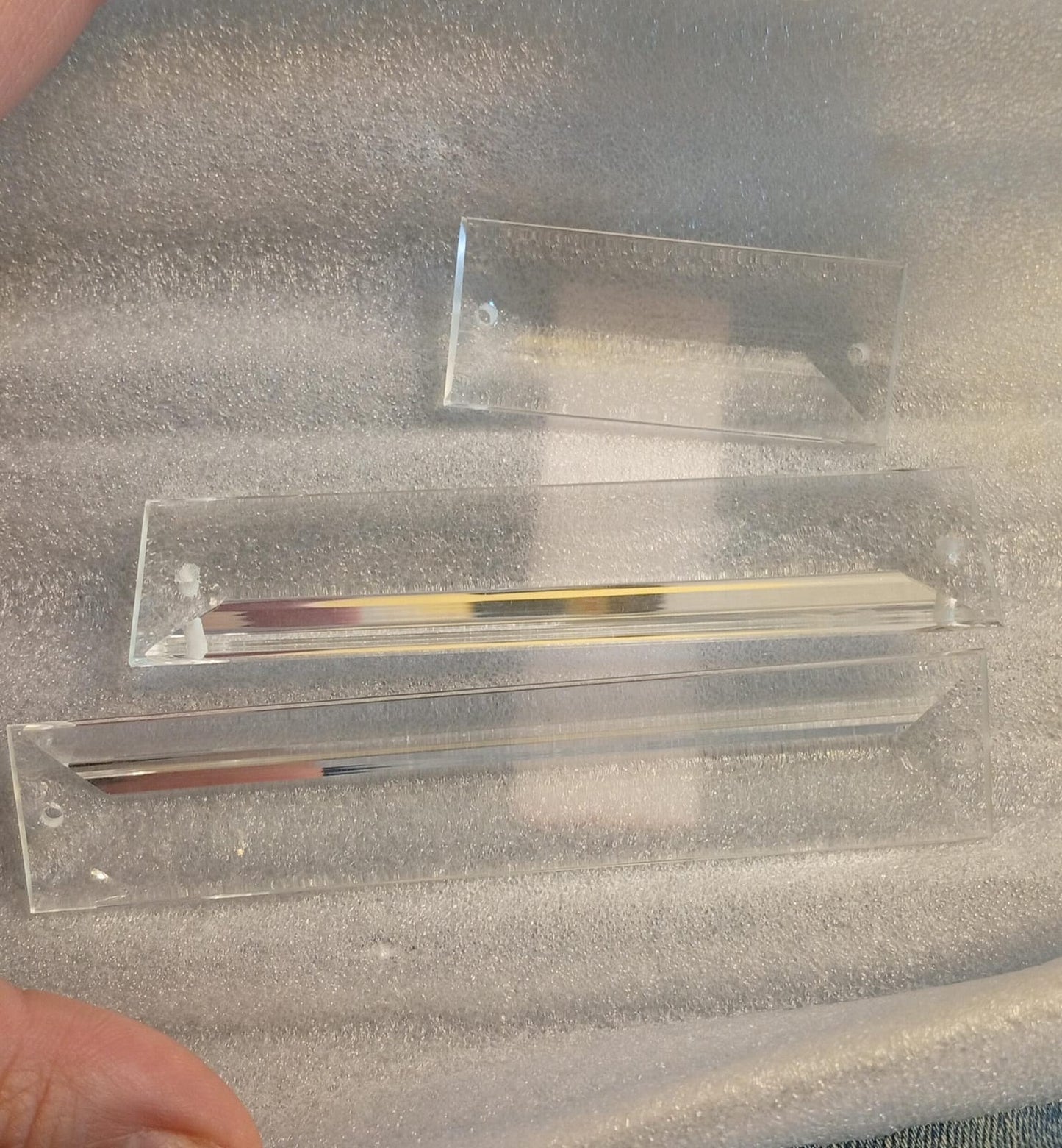 Lámparas colgantes, de cristal, metal cromado, (cable negro).