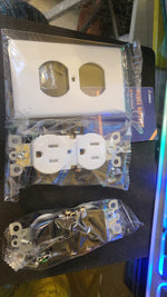 Contacto Eléctrico Amico 15A NEMA 5-15R 125V Dúplex, Paquete 30