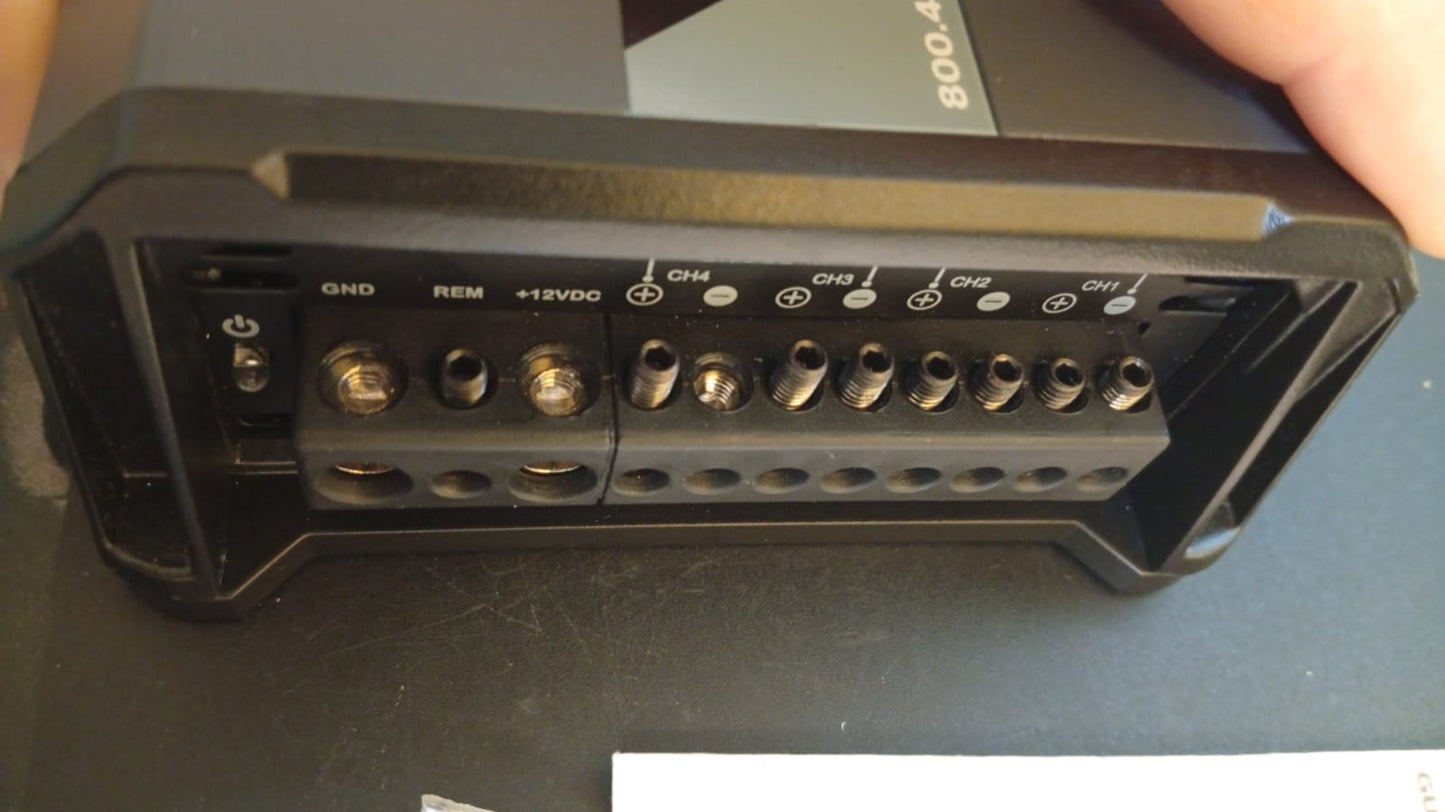 Amplificador estéreo digital, 4 OHMS, Soundigital 800.4 (USADO).