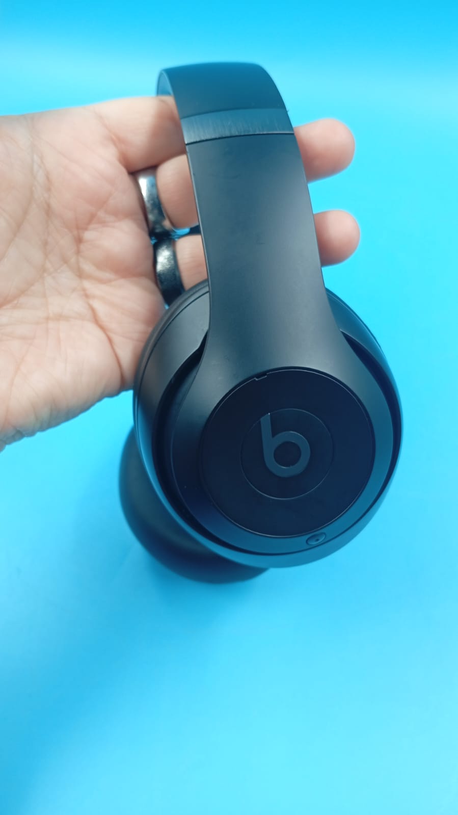 Auriculares Beats Studio Pro, cancelación de ruido, (USADO).