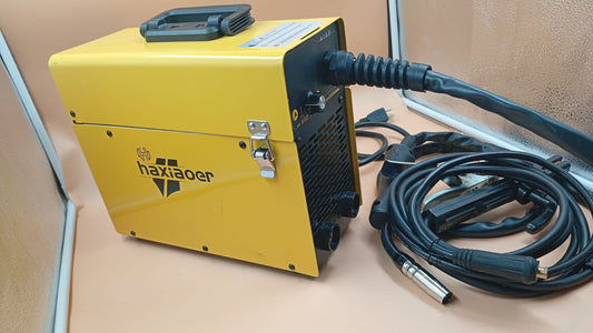 Máquina de soldadura MIG145, núcleo de flujo de 110V.(USADO)