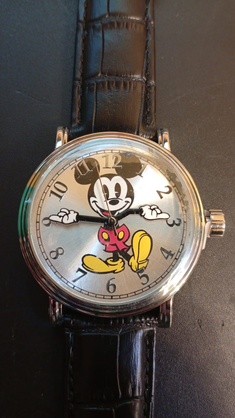 Reloj para adultos, con correa de cuero, Mickey Mouse.