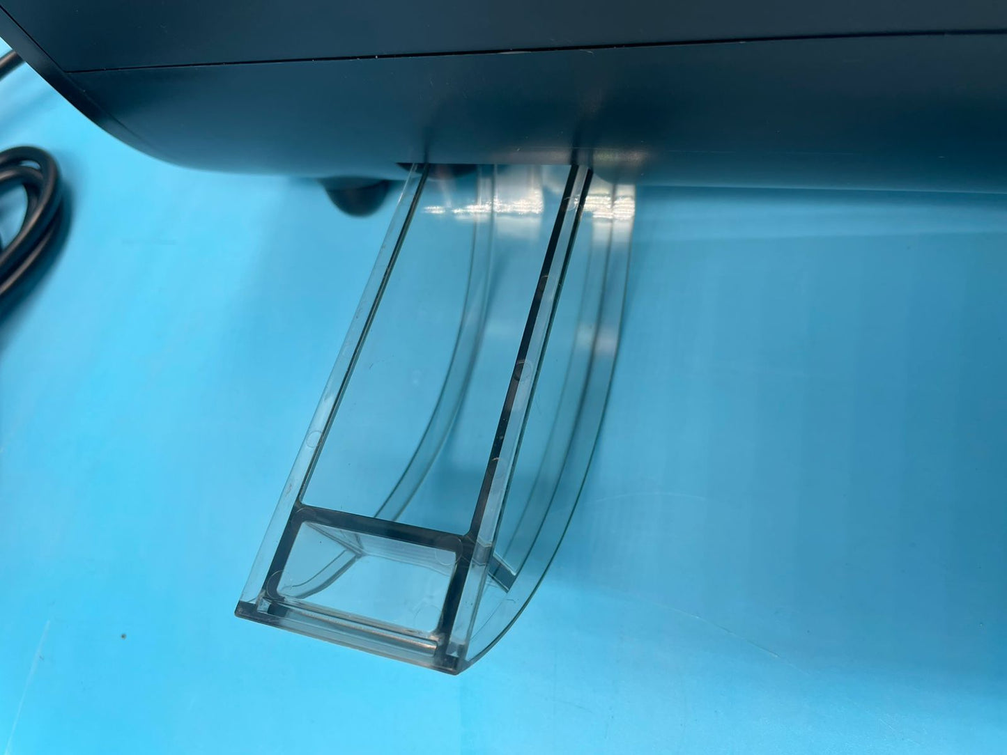 Maquina automatica de limpieza de cepillos para cabello.(USADO)