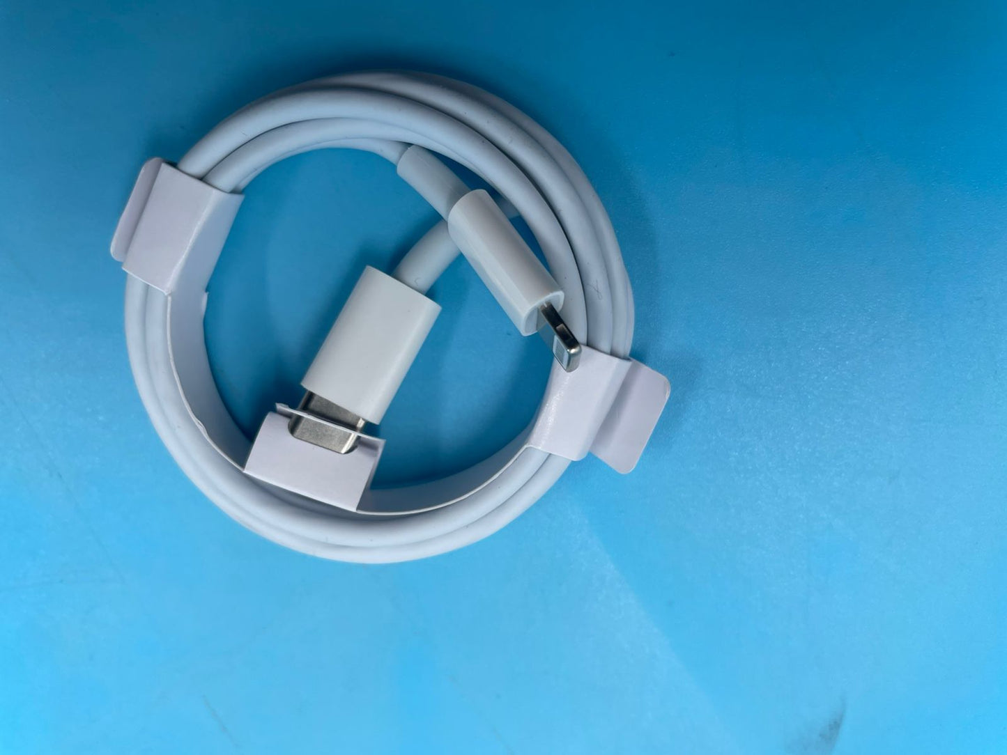 Apple iPad Air MD788LL/A (16GB, Wi-Fi, plateada) 1st generación.(USADA)