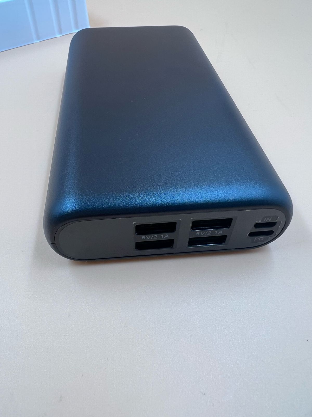 Cargador portátil de 38800 mAh HX200K1