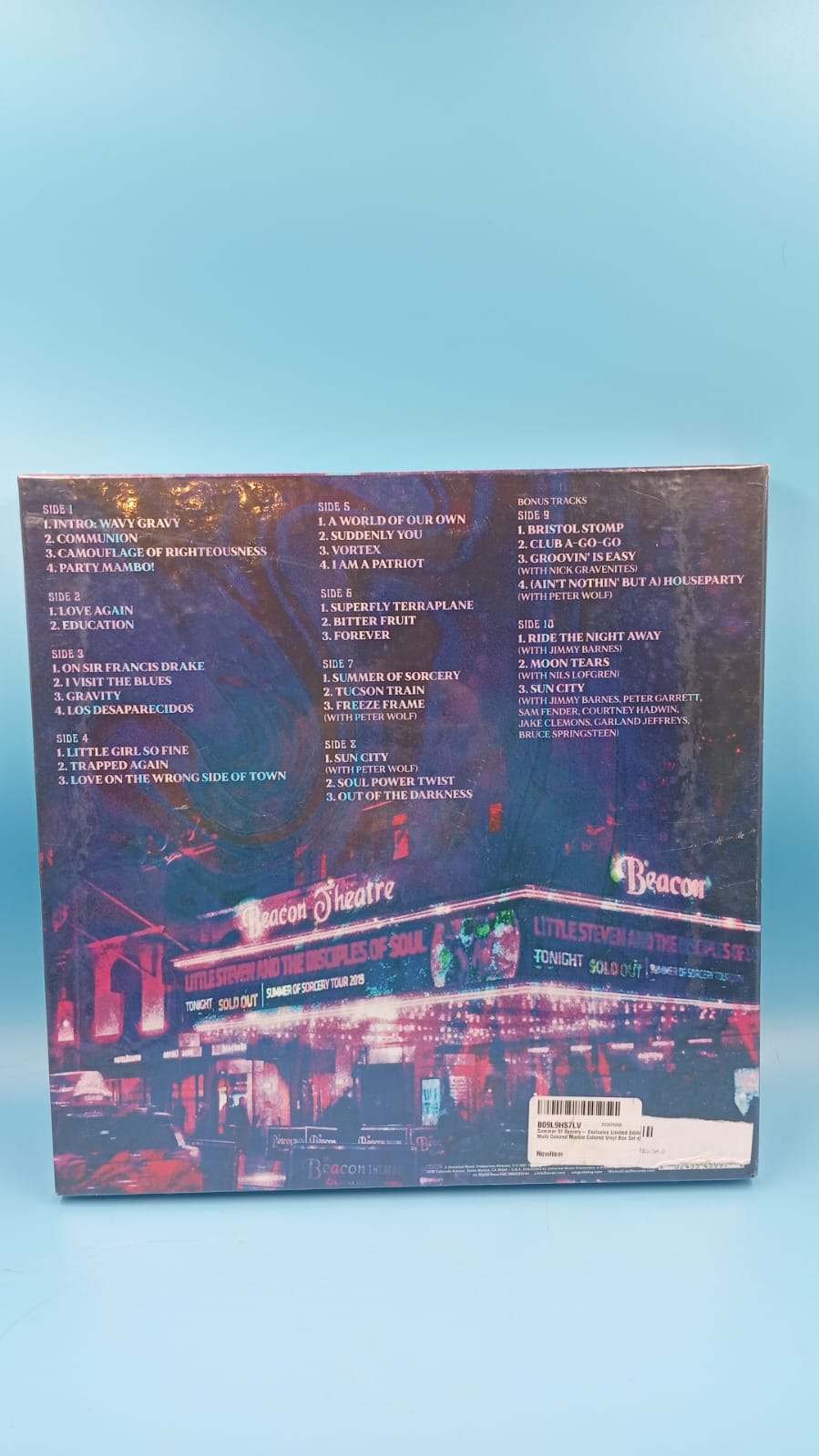Caja de vinilos, Summer of Sorcery en vivo En el Teatro Beacon (5).