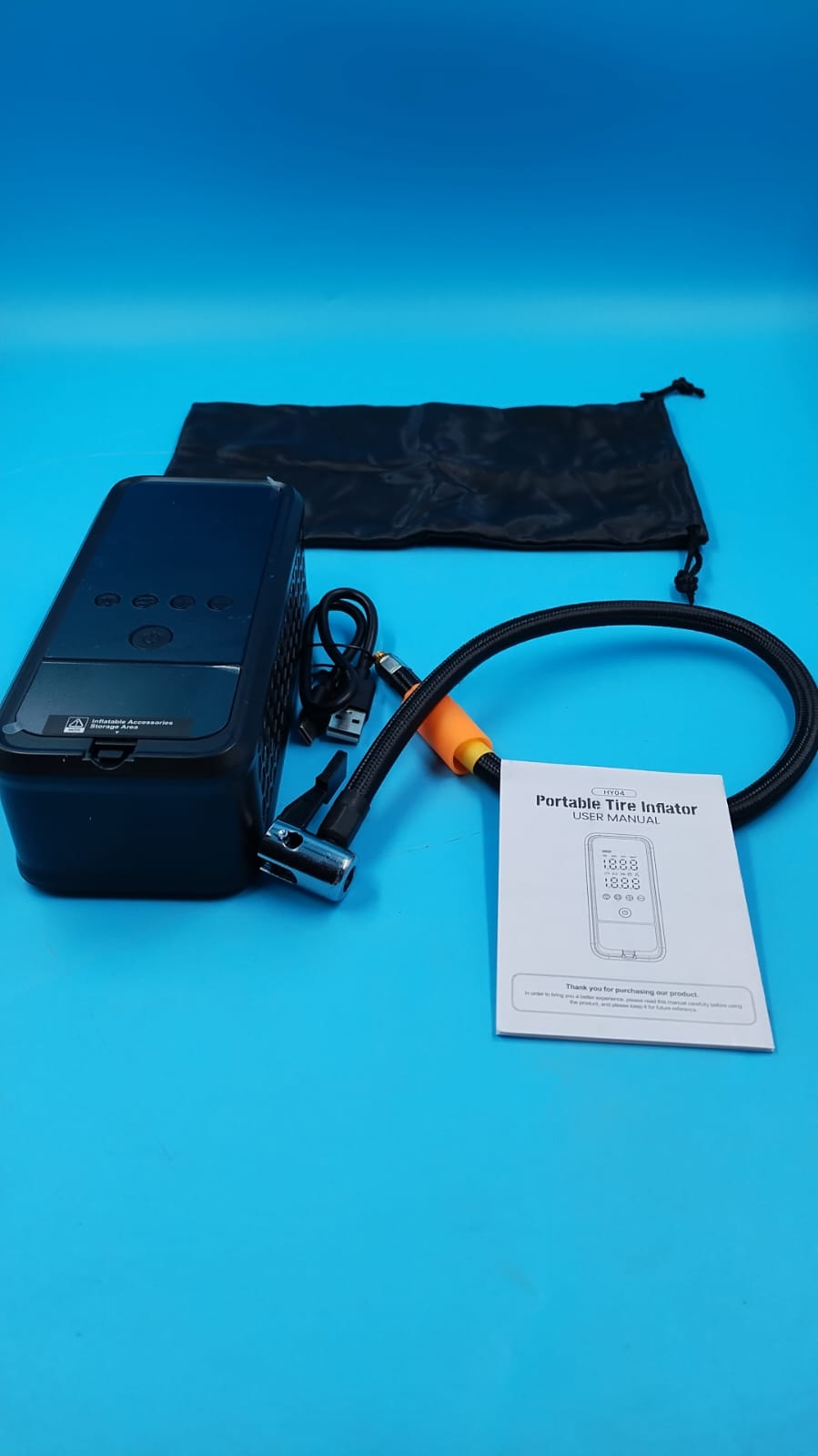 Inflador de neumáticos, portátil, con luz LED de emergencia (USADO).