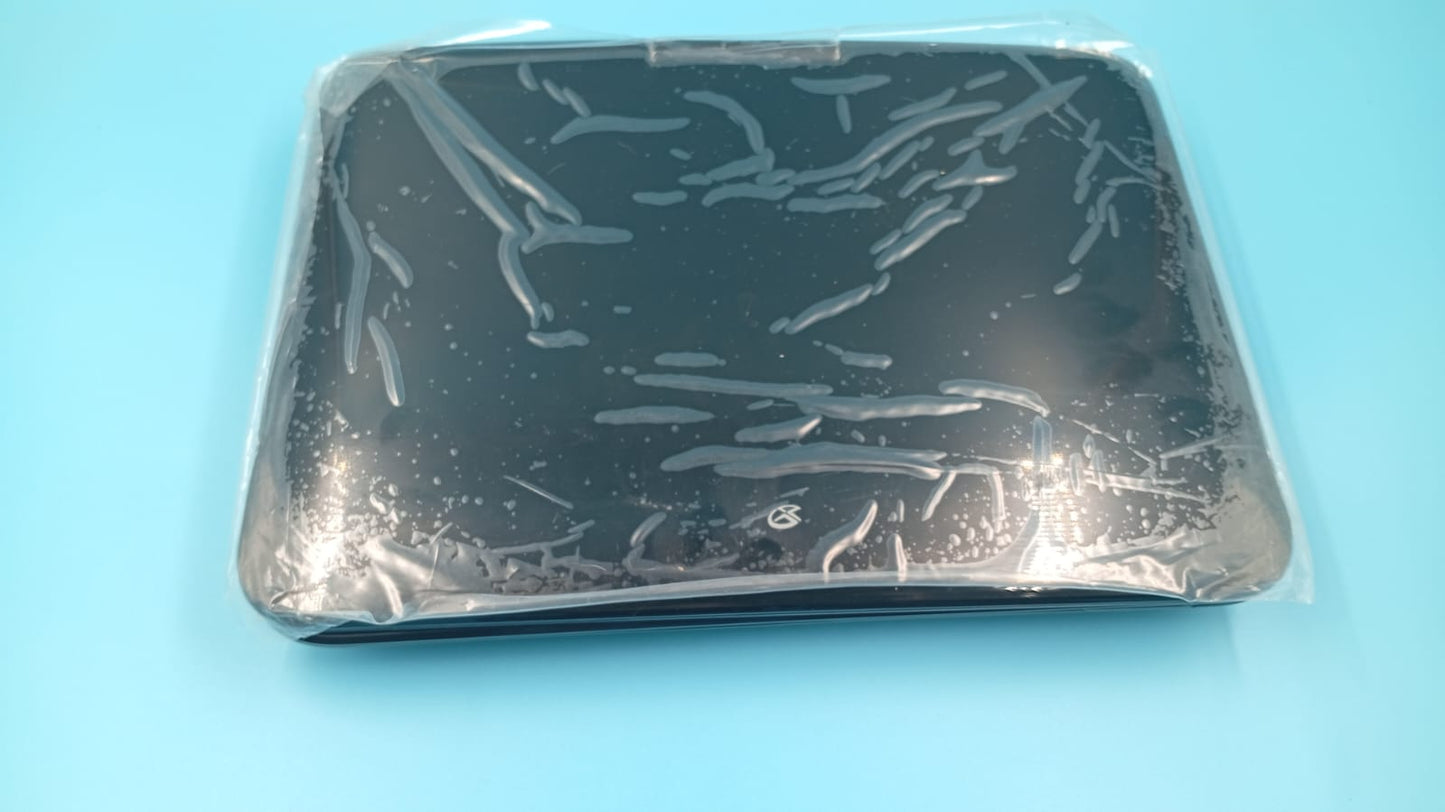 Reproductor DVD portátil, GPX de 10.1", recargable, control remoto.(USADO).