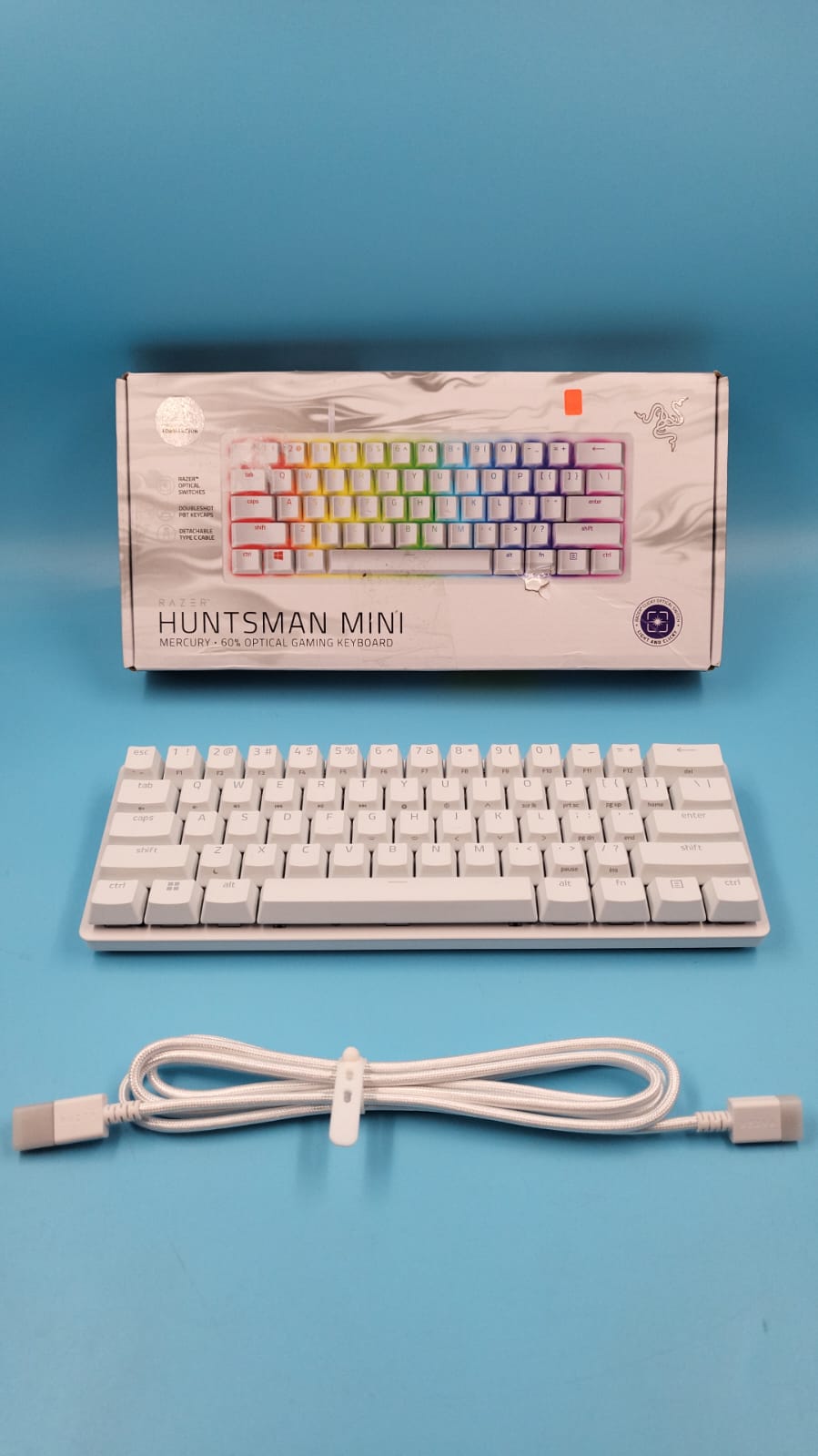 Razer Huntsman Mini 60% con cable Teclado mecánico para juegos, Switch purpple