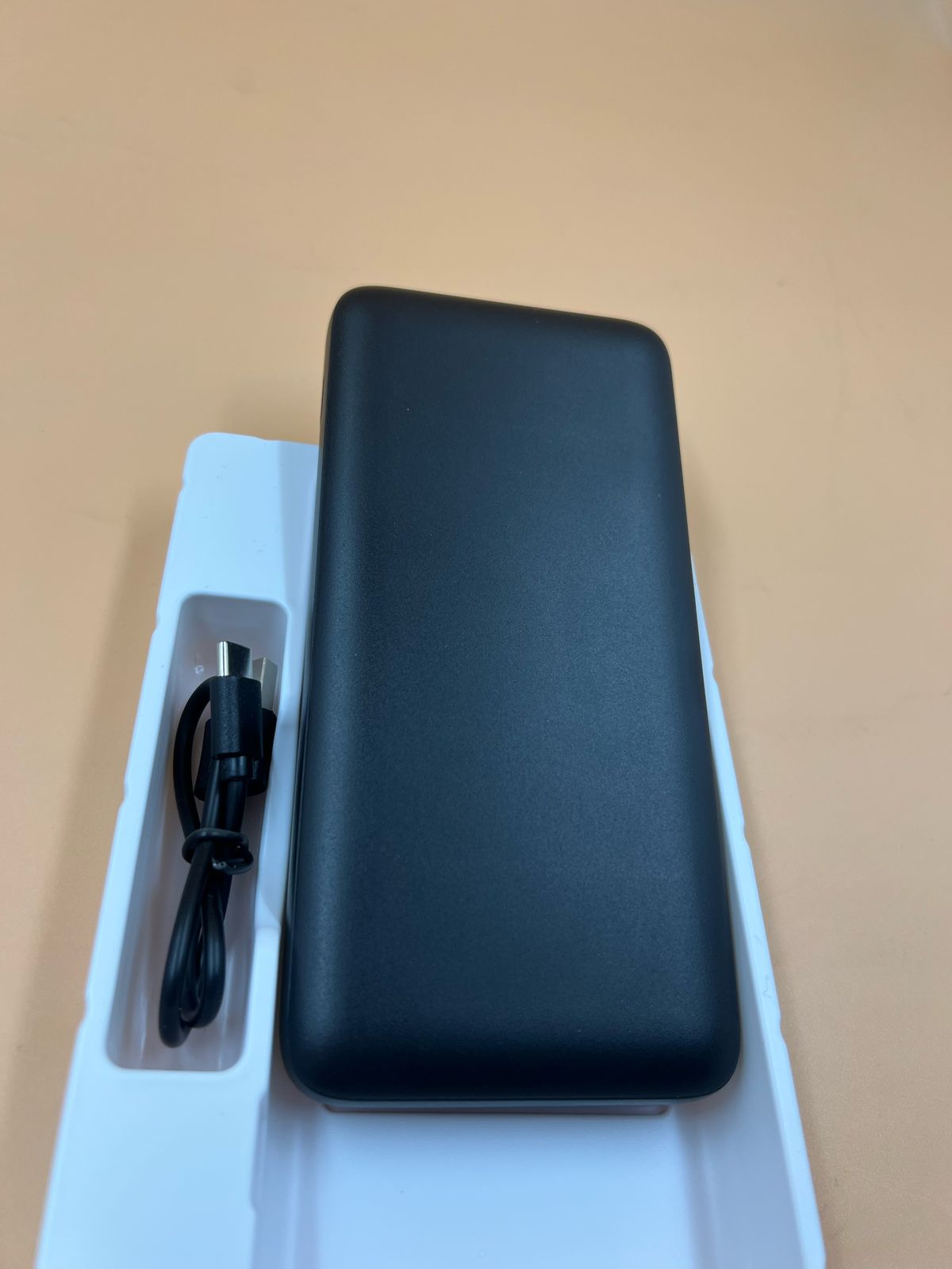 Cargador portátil inalámbrico 30800 mAh (USADO)