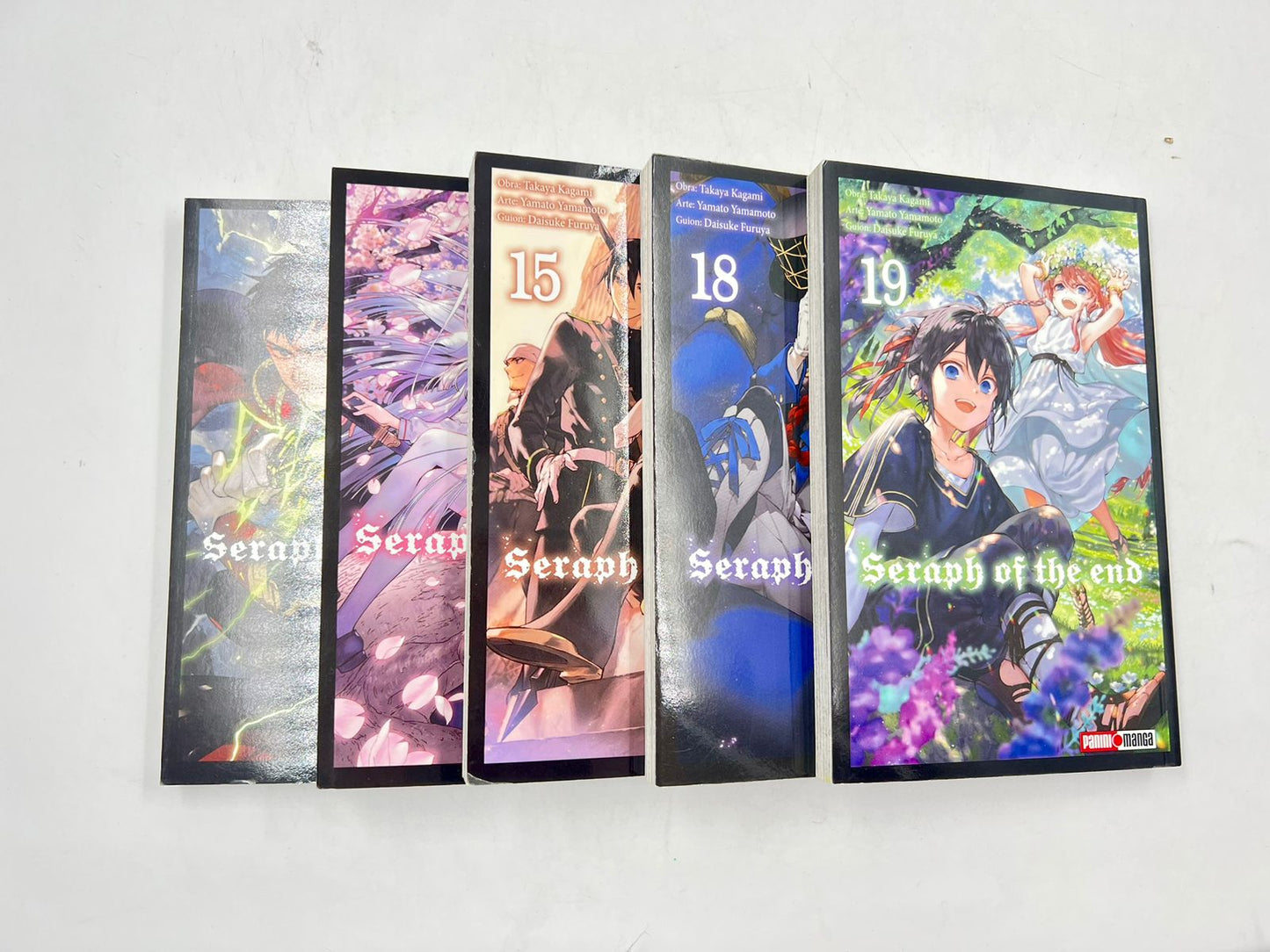 Seraph oh the end 5 mangas 13,14,15,18 y 19 (USADO)