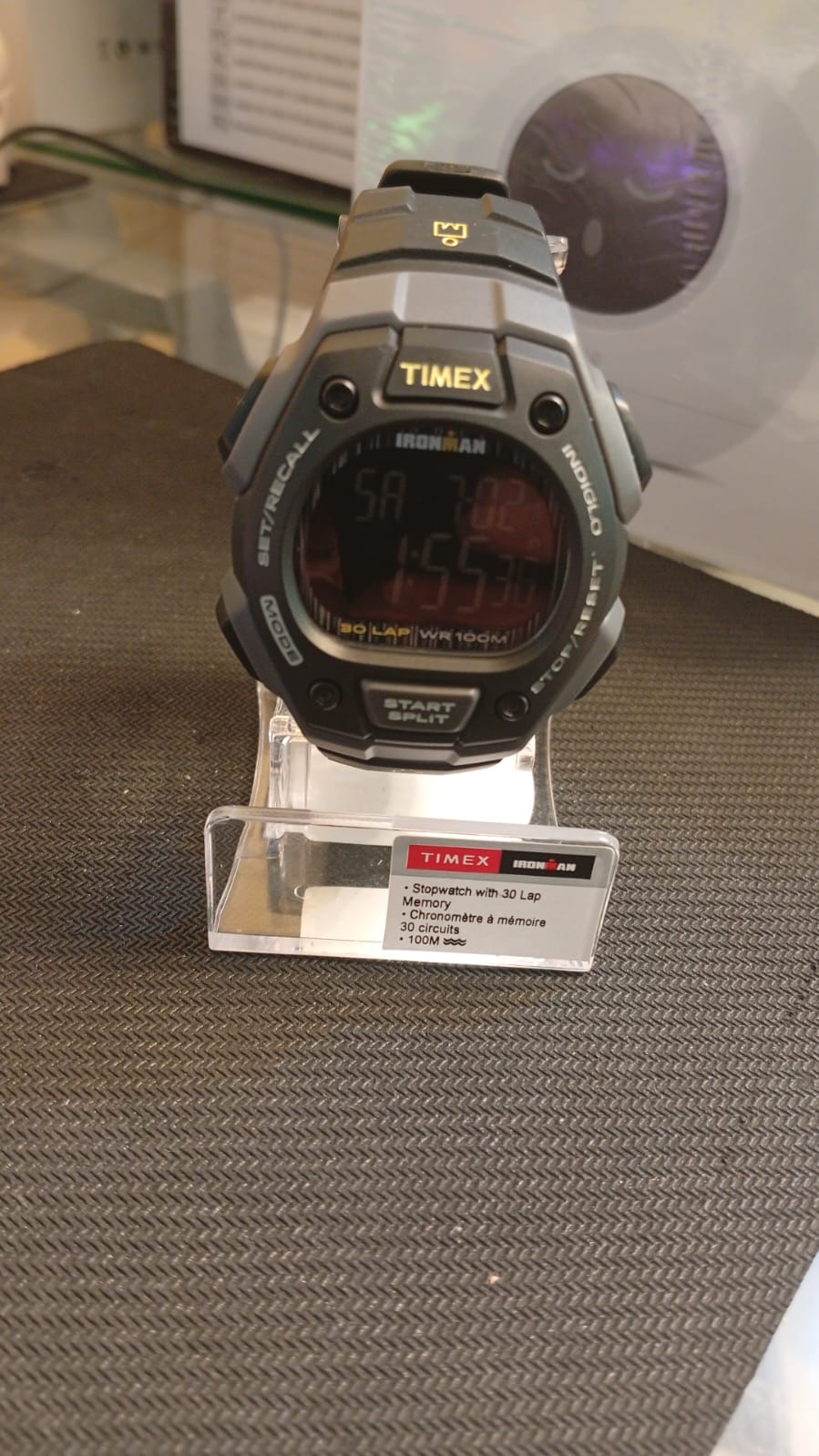 Reloj TIMEX Ironman, Negro con gris, Unisex 34MM.