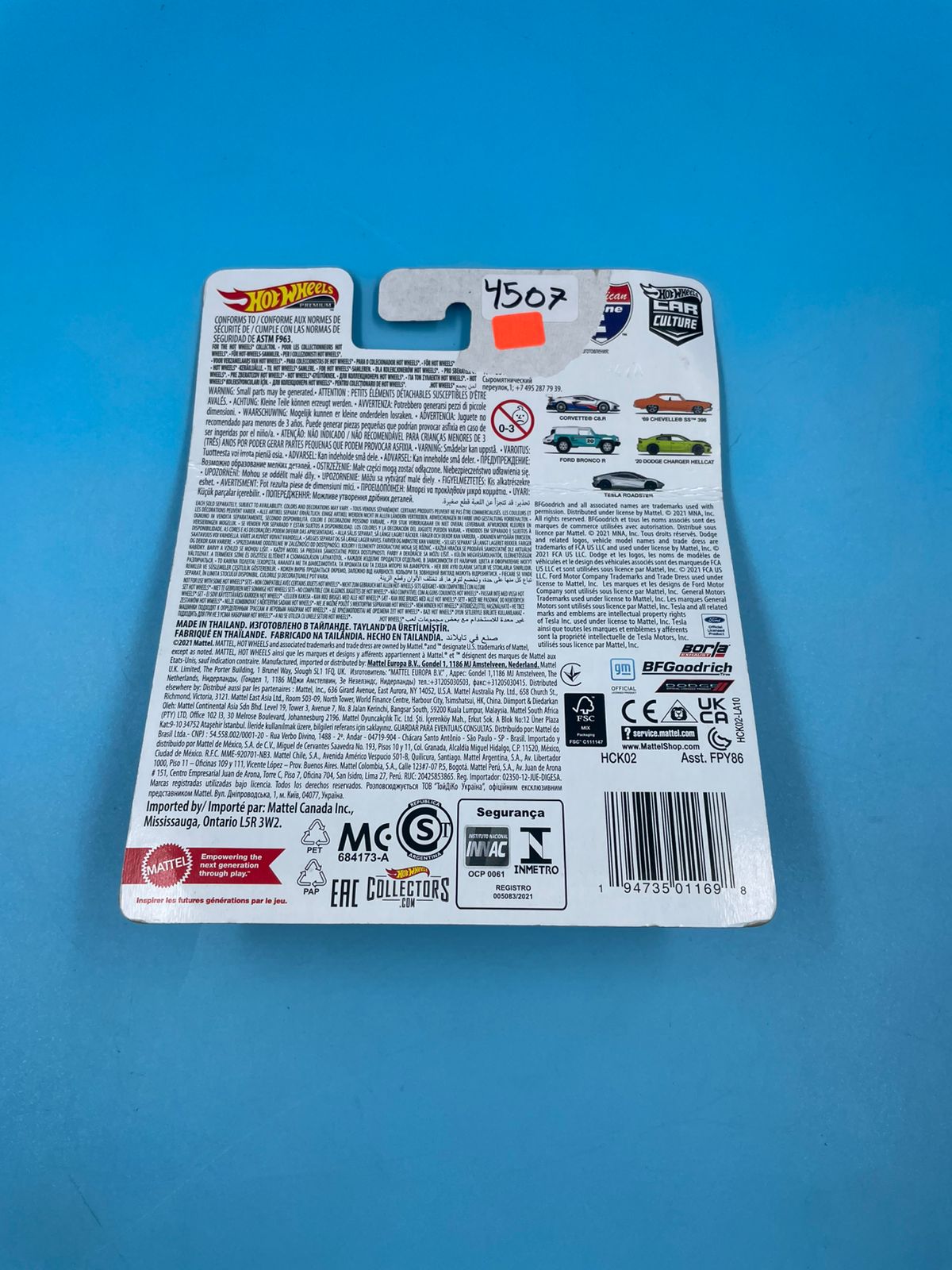 DieCast Hot Wheels Tesla Roadster (Plata), Escena americana de la cultura del coche 5/5.