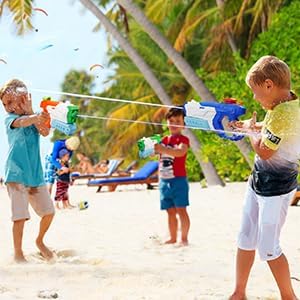 Paquete 8 pistolas de agua para niños de largo alcance