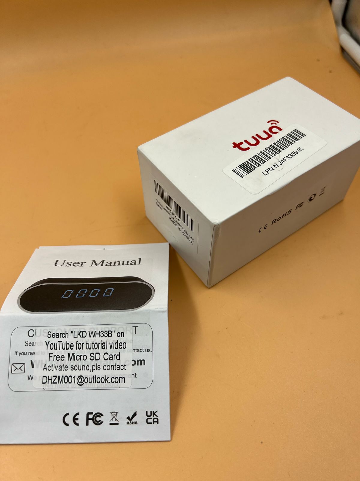 Reloj despertador WiFi HD con grabación (USADO)