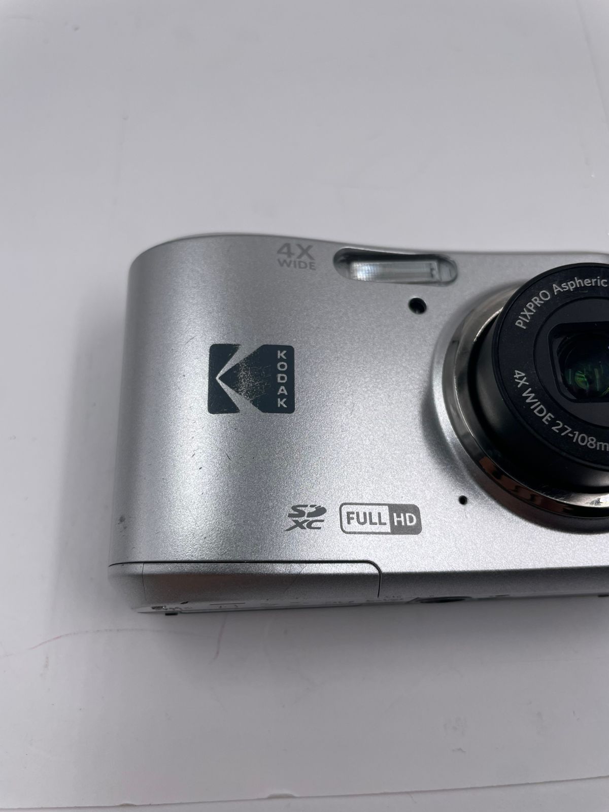 KODAK PIXPRO FZ45-WH - Cámara Digital de 16 MP.(USADO)