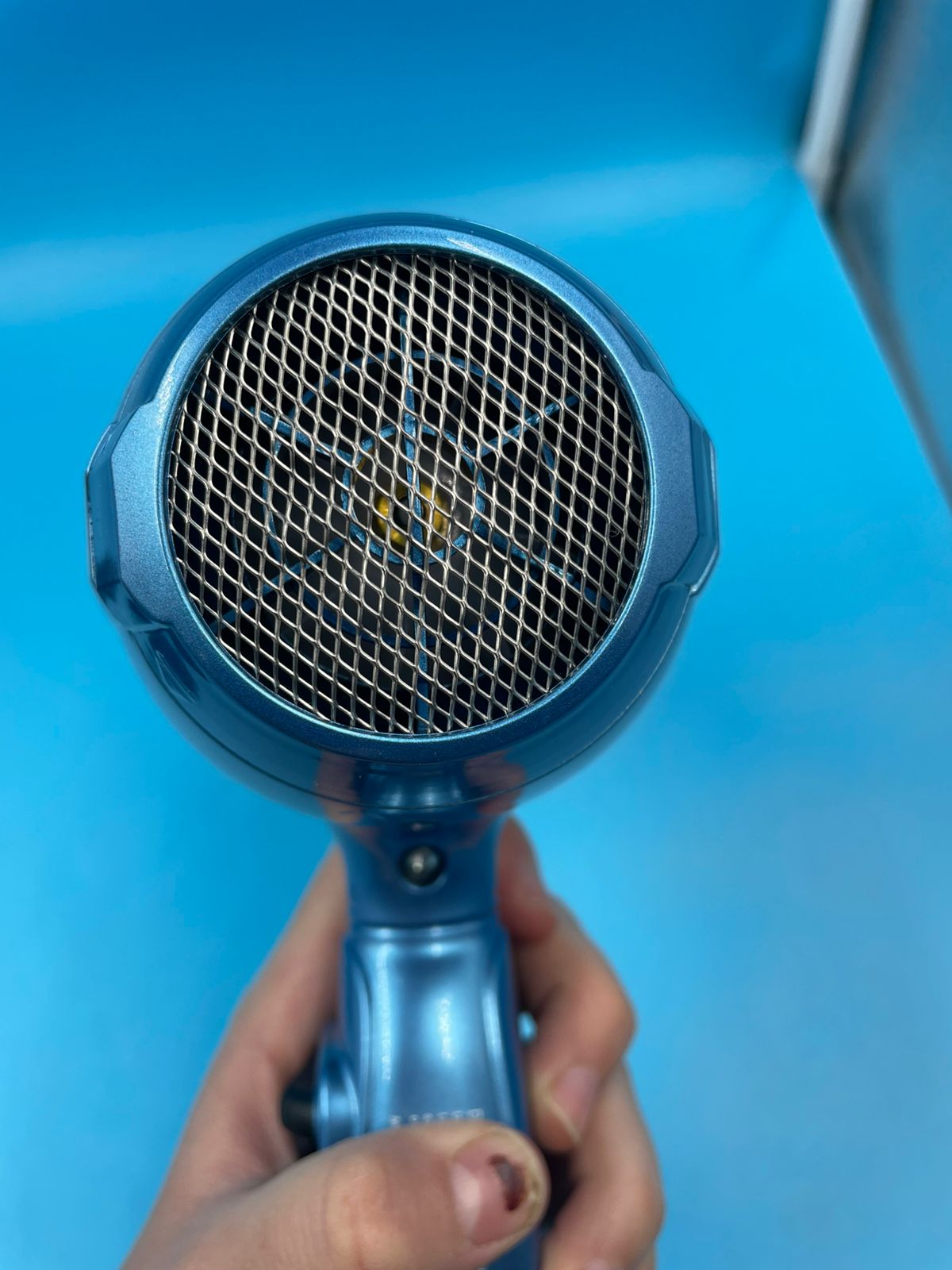 BaBylissPRO, secador ionico italiano profesional.