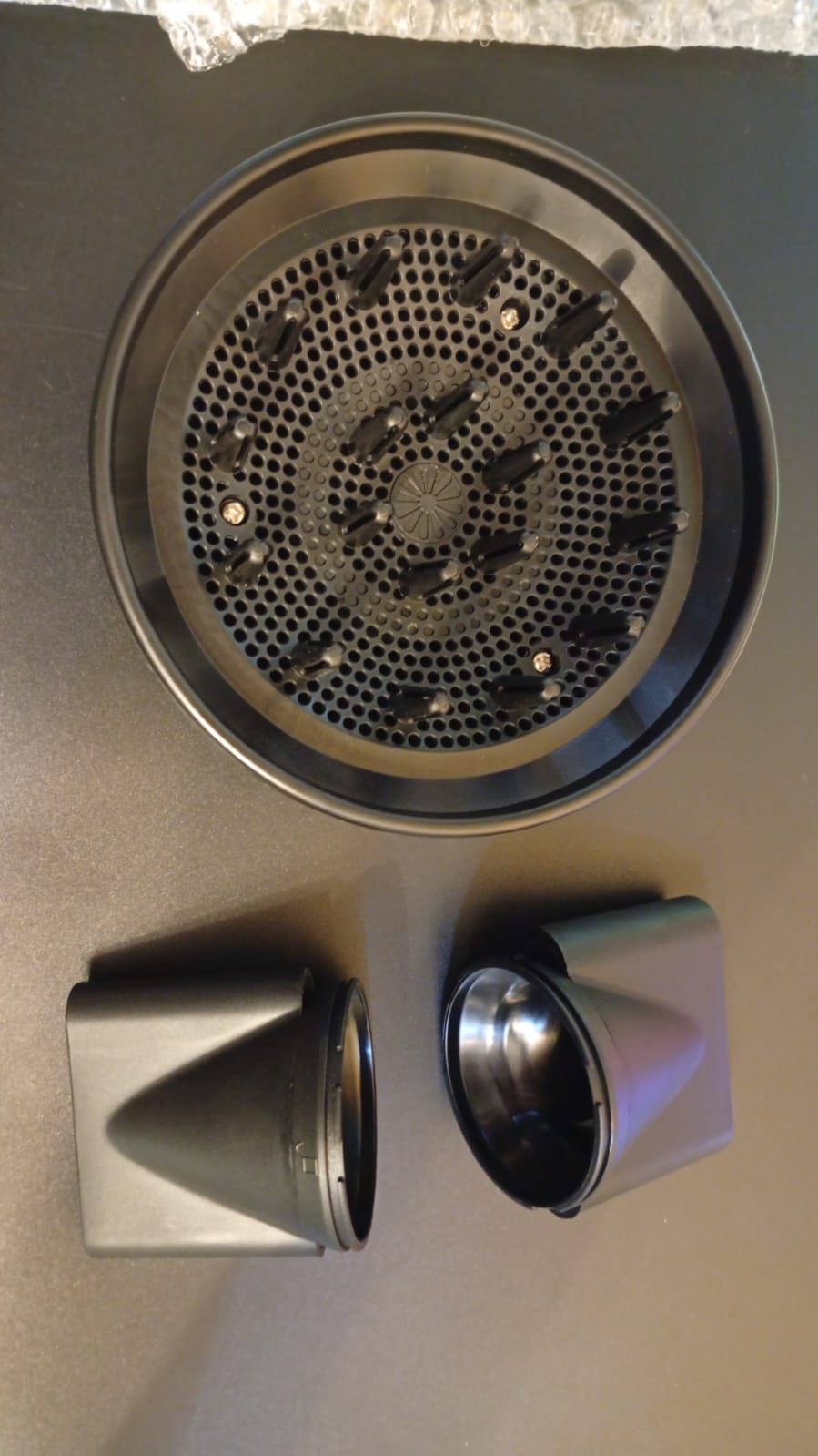 Secador de pelo iónico, con difusores, 1800W, secado rápido.