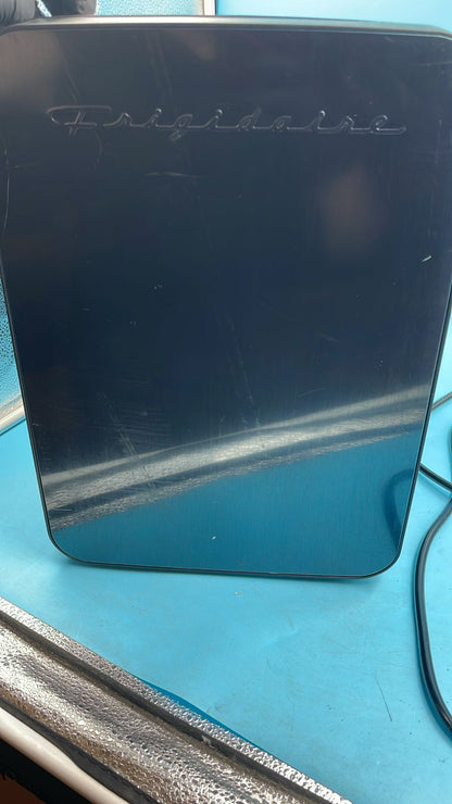 Mini Refrigerador Personal Frigidaire (USADO)