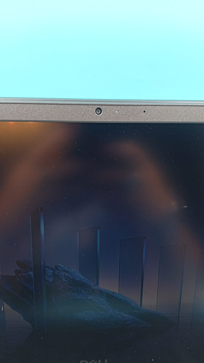 Lap-Top Dell 15 DC15250, 15.6" Intel Core i7-1355U, Visualización táctil *U*