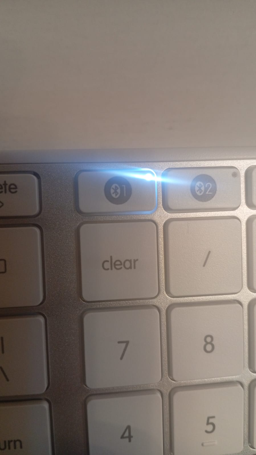 Teclado y mouse Bluetooth, Seenda, recargable, delgado, inalámbrico.