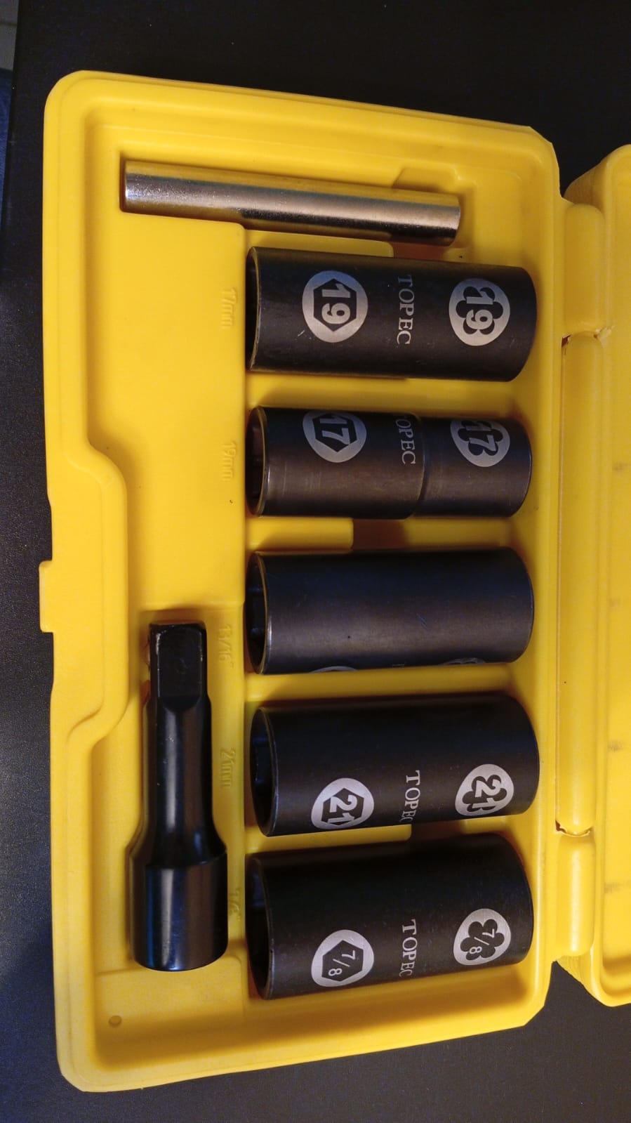 Kit de dados extractores para birlos de coche, 7 piezas.(USADO)