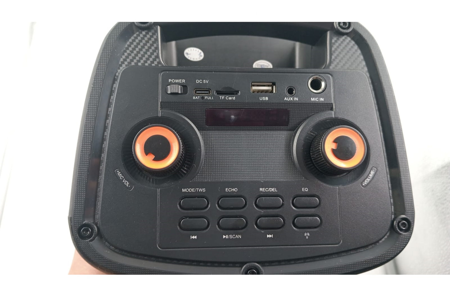 Altavoz Bluetooth Q55, con 2 microfonos, luces RGB,(DETALLE).