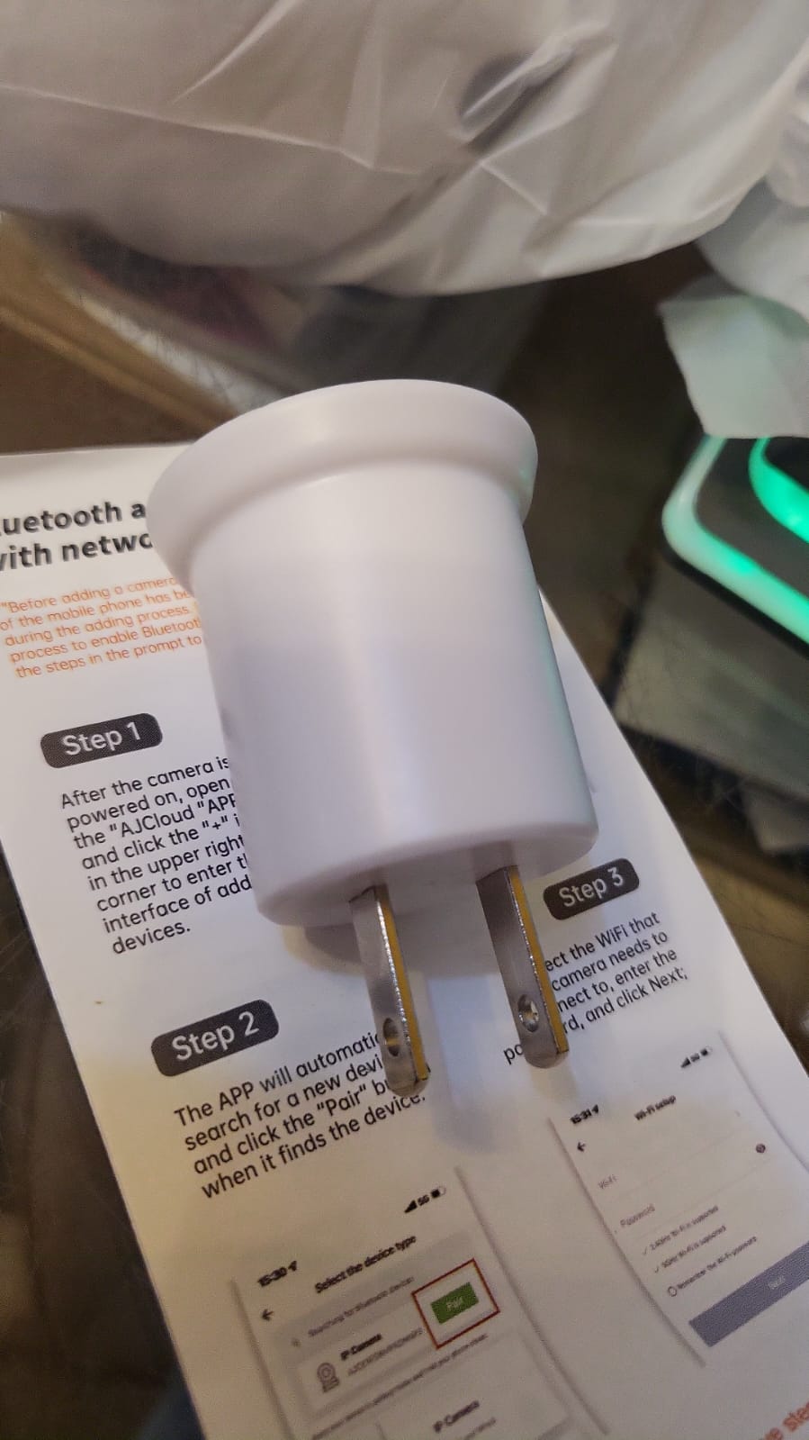 Cámara de bombilla WiFi para exteriores, inalámbrica WiFi con adaptador.