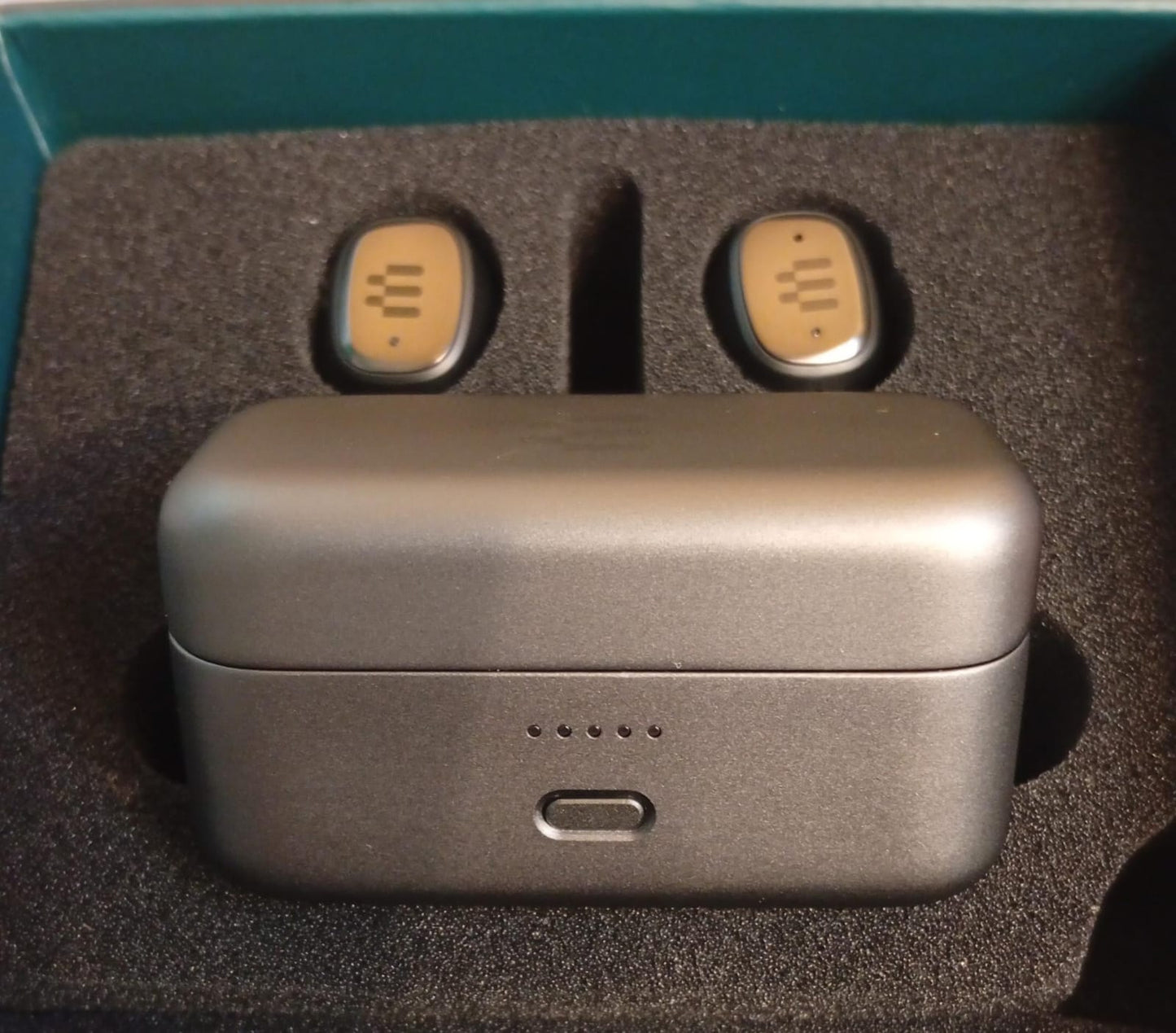 Auriculares inalámbricos híbridos para juegos, Bluetooth, USB-C.(USADO)