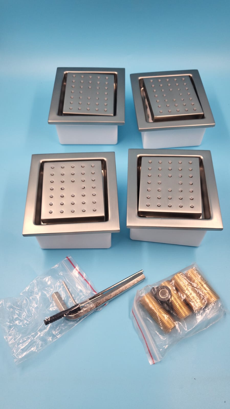 Cabezal de ducha chorros de rociado para instalación oculta DULABRAHE