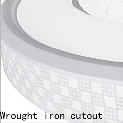 Lámpara de Techo LED, cuerpo metalico, labrado y ligero.