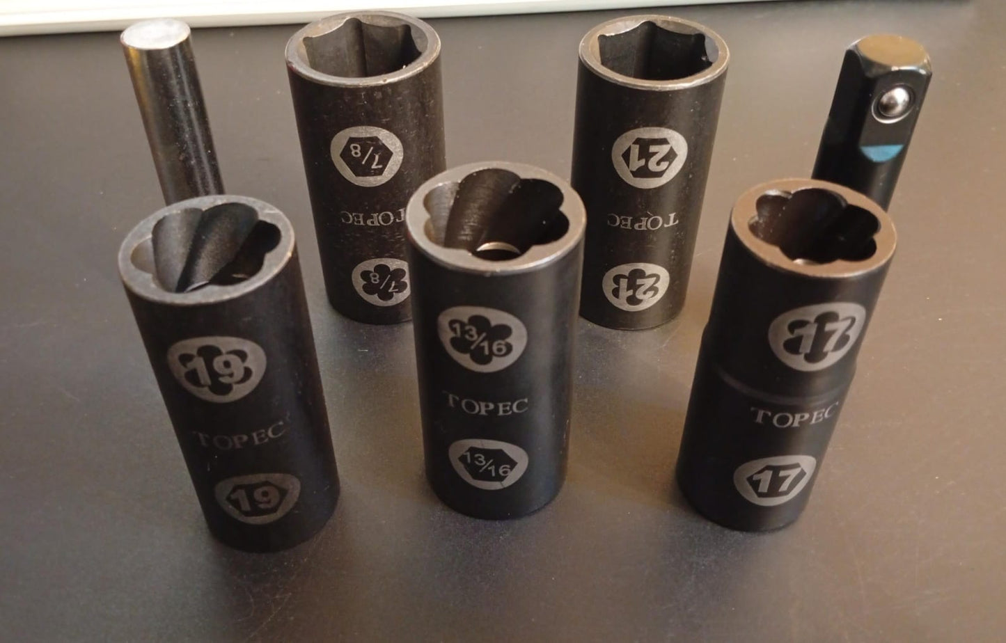 Kit de dados extractores para birlos de coche, 7 piezas.(USADO)