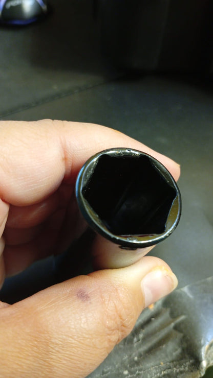 Llave de impacto inalámbrica Rivlox, con 2 baterías y cargador (USADA)