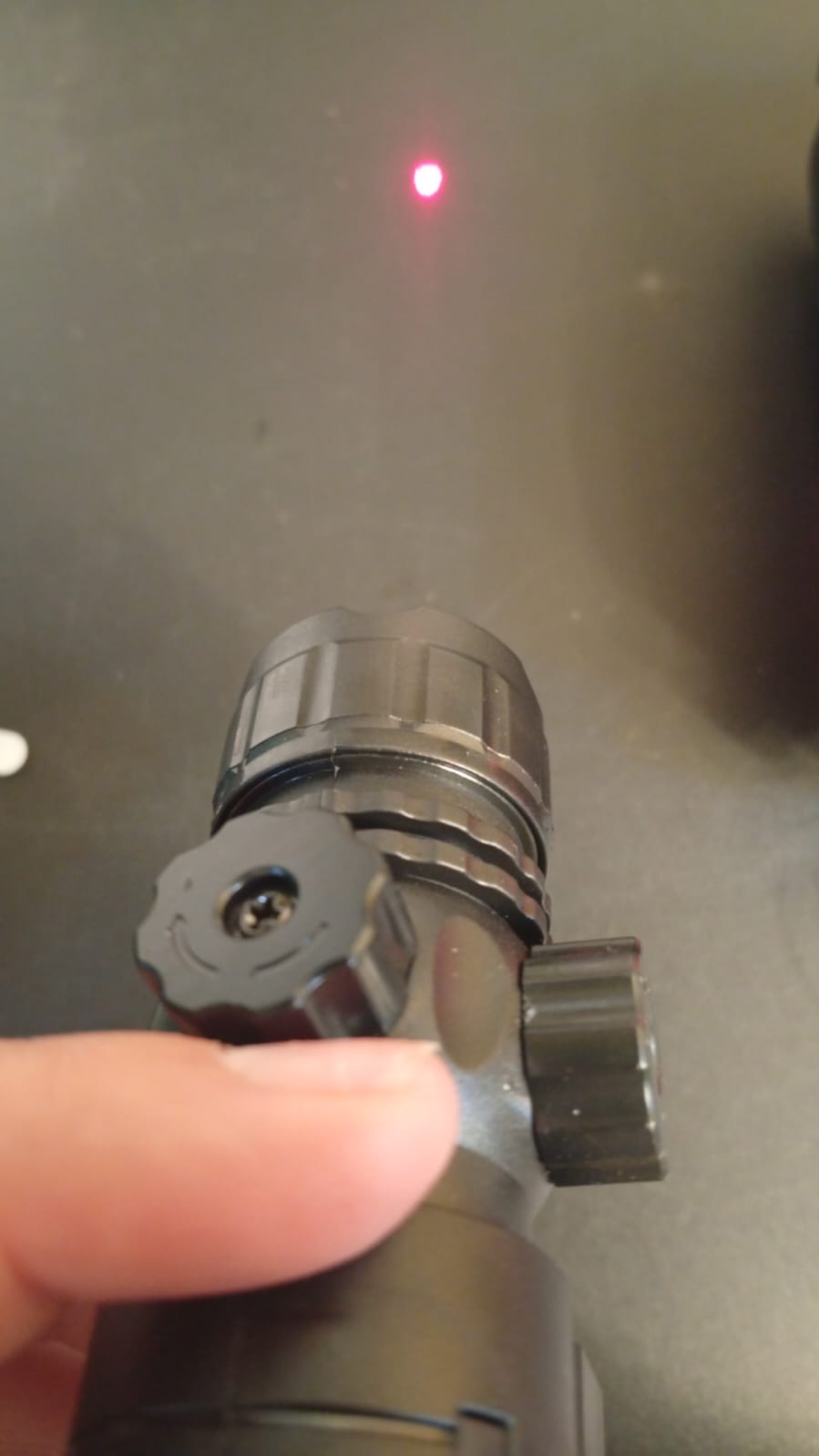 Pistola eléctrica de juguete, balas blandas de alta velocidad. (USADO).